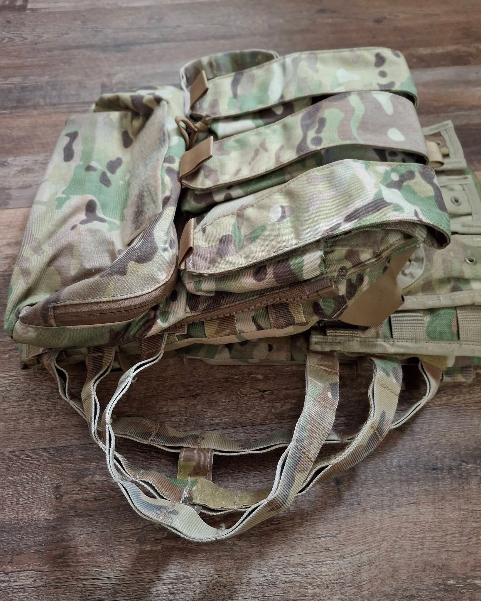 Crye Precision JPC W/Armor & Removable Back Assault Bag - Image 5